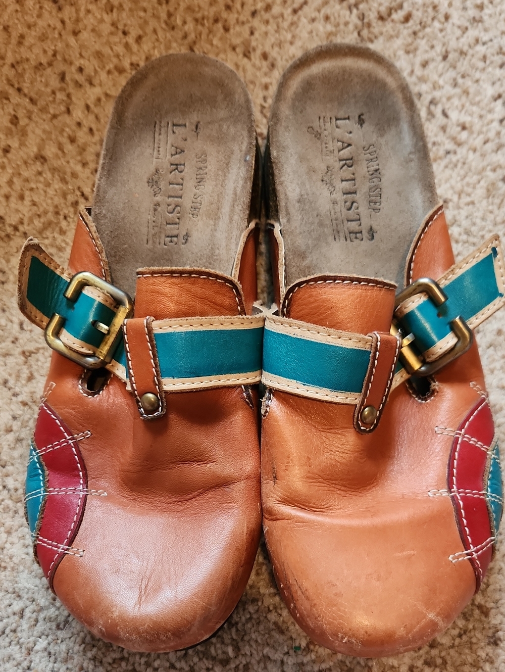 L'ARTISTE Brown Leather Clogs with Teal Strap and Red Accents Sz 37